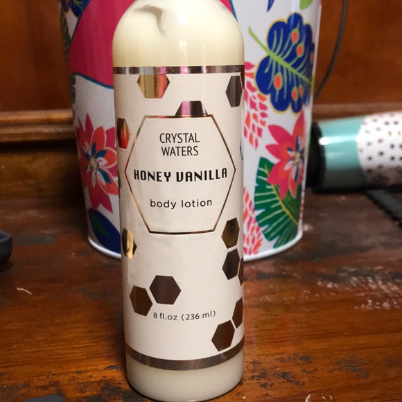 Bath Gel, Bath Salt, and Lotion Bundle - Picture 4 of 4